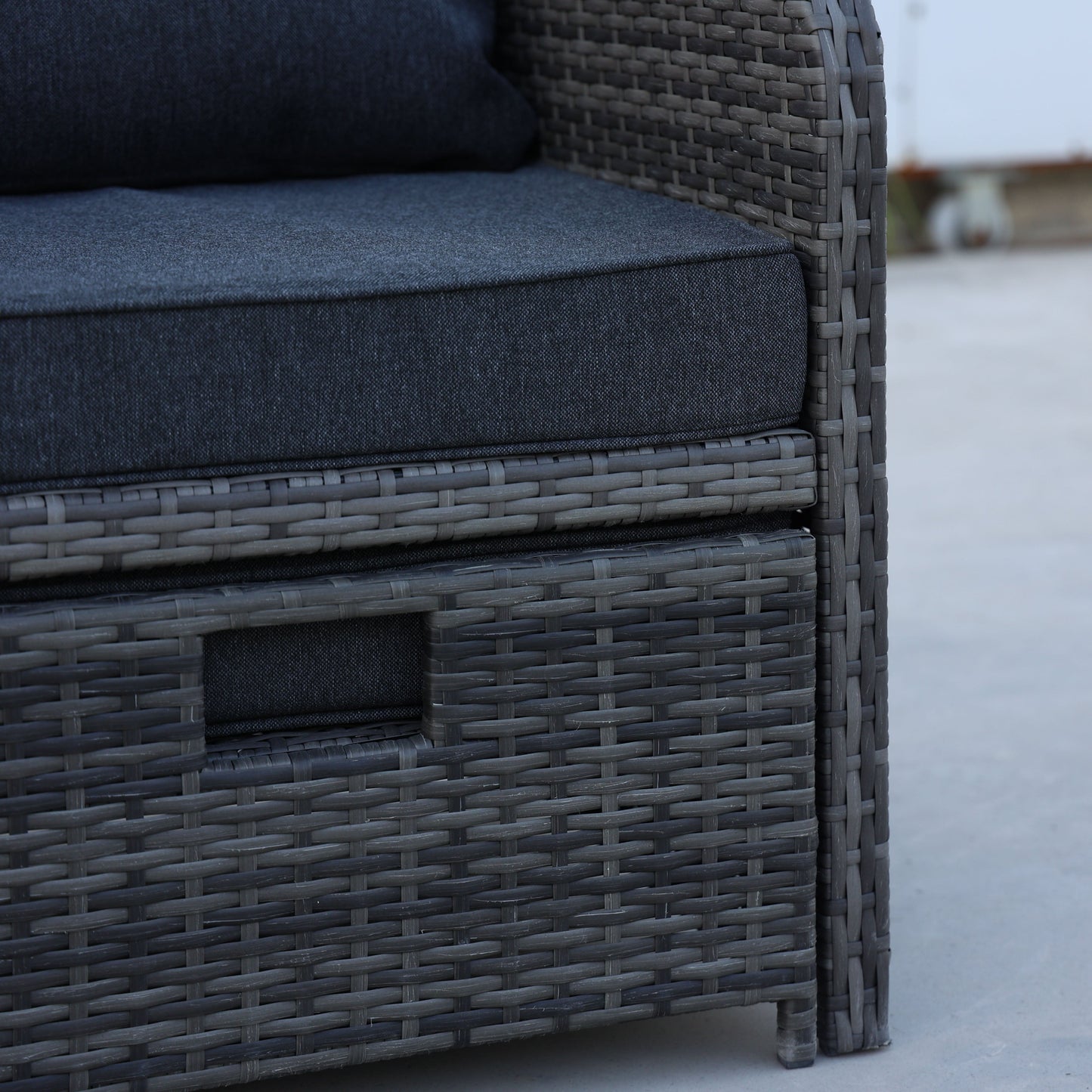 5 Pieces Wicker Patio Furniture Set Outdoor Patio Chairs with Ottomans Conversation Furniture with coffetable for Poolside Garden Balcony
